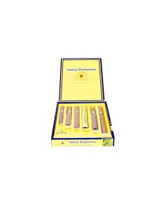 Santa Damiana 6 Cigars Selection Kiste geöffnet