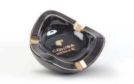 Cohiba Behike Zigarrenascher