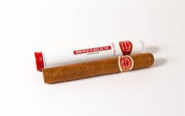 Romeo y Julieta Romeo No. 2 neben Tubos
