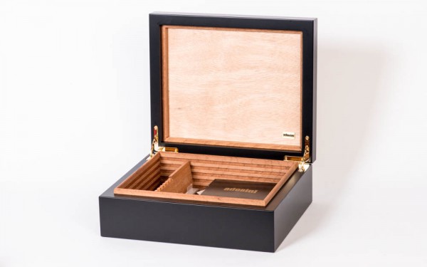 Adorini Humidor