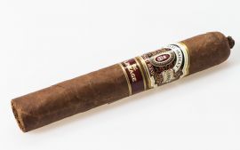 Alec Bradley Family Blend The Lineage Robusto 552